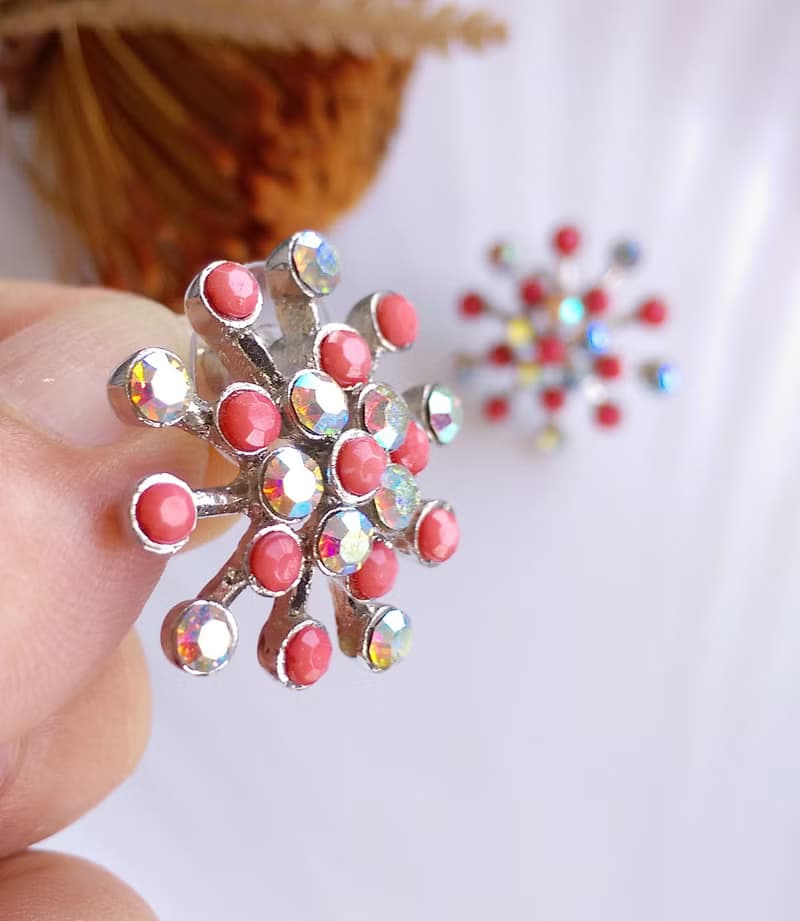 Vintage Jewelry 西洋古董飾品 柔色調 星花 煙火 針式耳環