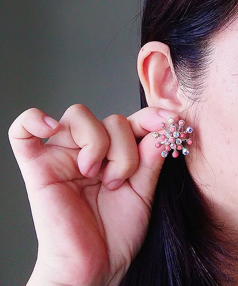 Vintage Jewelry 西洋古董飾品 柔色調 星花 煙火 針式耳環