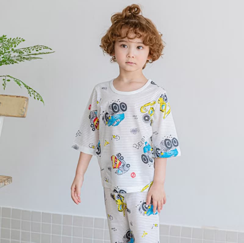 噗噗的卡車司機-輕透空氣衣七分袖韓國童裝-K23307