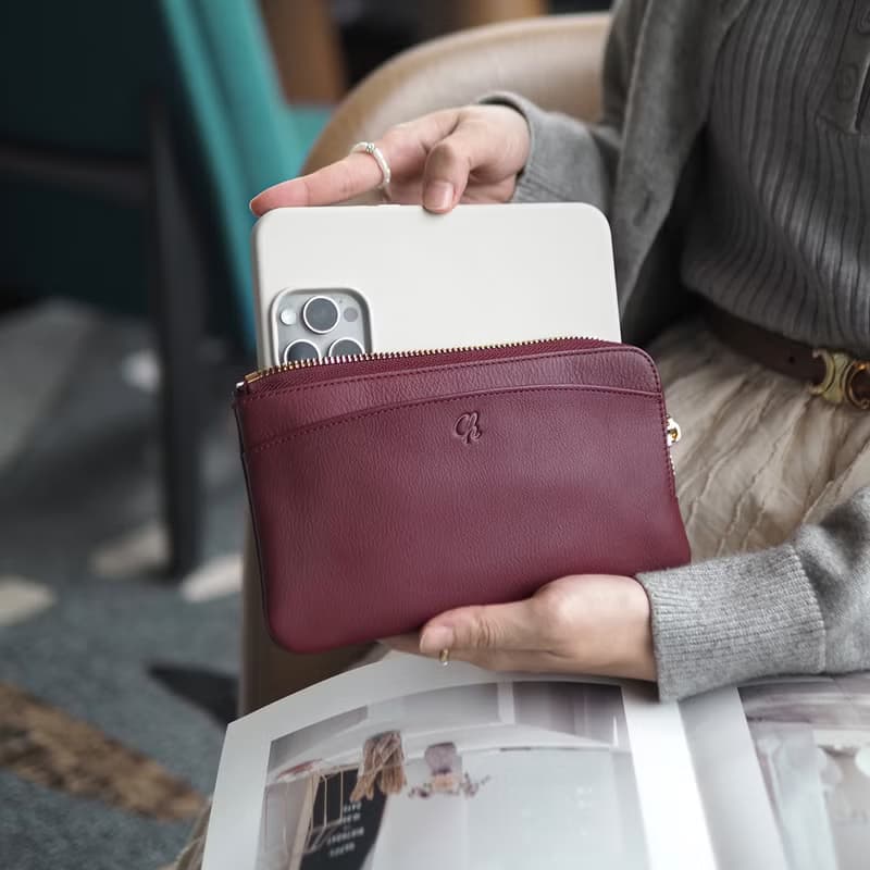 Doona (Burgundy): Long wallet, zip wallet, soft cow leather, Slim , Dark Red
