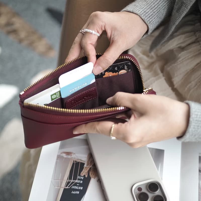Doona (Burgundy): Long wallet, zip wallet, soft cow leather, Slim , Dark Red
