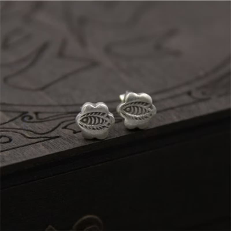 Real 925 Sterling Thai Silver Retro Totem Carved Fish Studs for Women Earrings