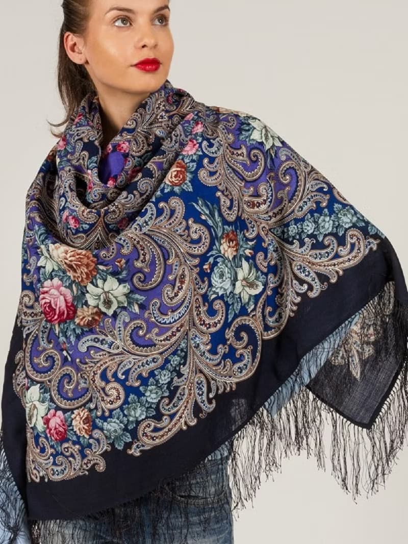 Pavlovo Posad Russian Shawl 100% Wool Scarf 125x125 cm Wrap Silk Fringe 1437-14