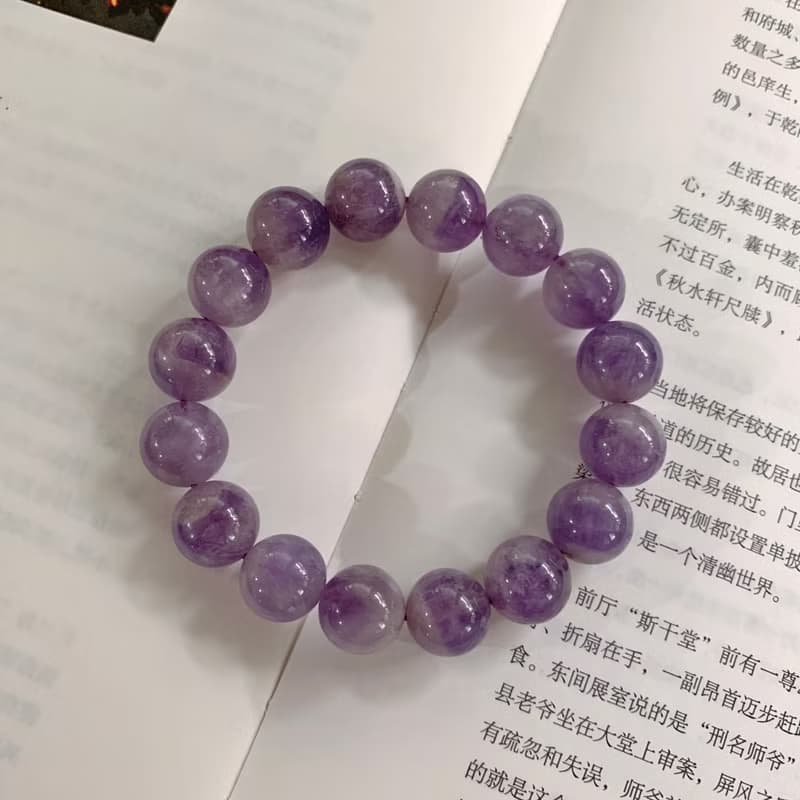 剝了皮的葡萄。天然薰衣草紫水晶12mm手鏈 文藝學業靈感智慧手串