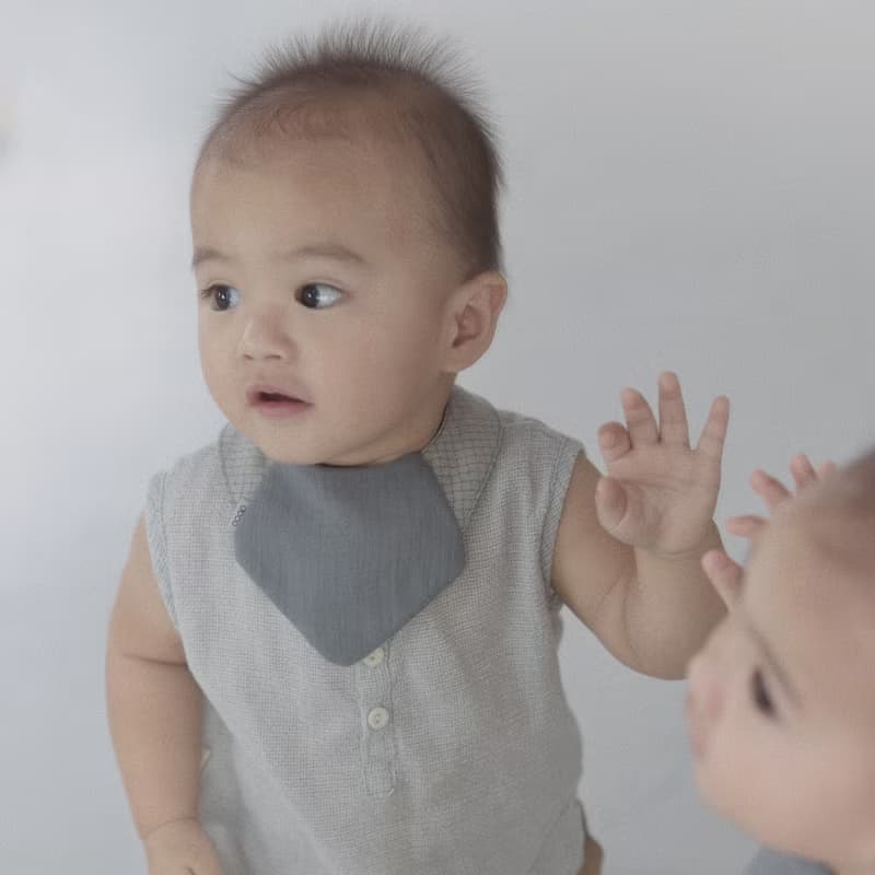 Cocuu Bib 格紋配飾圍兜