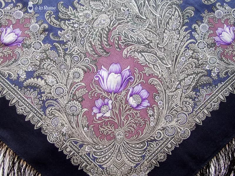 Authentic Pavlovo Posad Russian Shawl Scarf Soft 100% Wool 89x89 cm 845-14