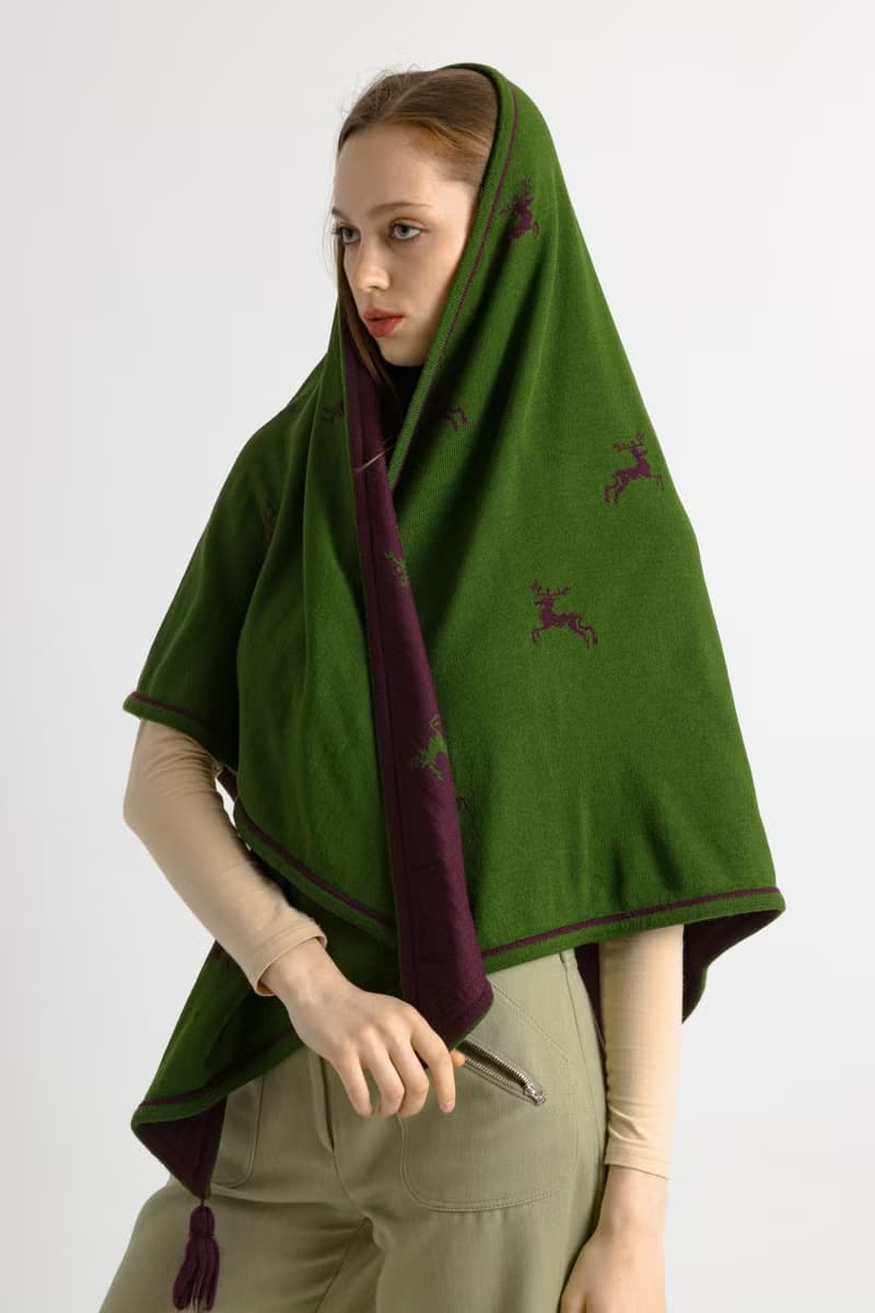 80s Vintage Woman Retro Baronesse von Grafenstein Wool Scarf 7487