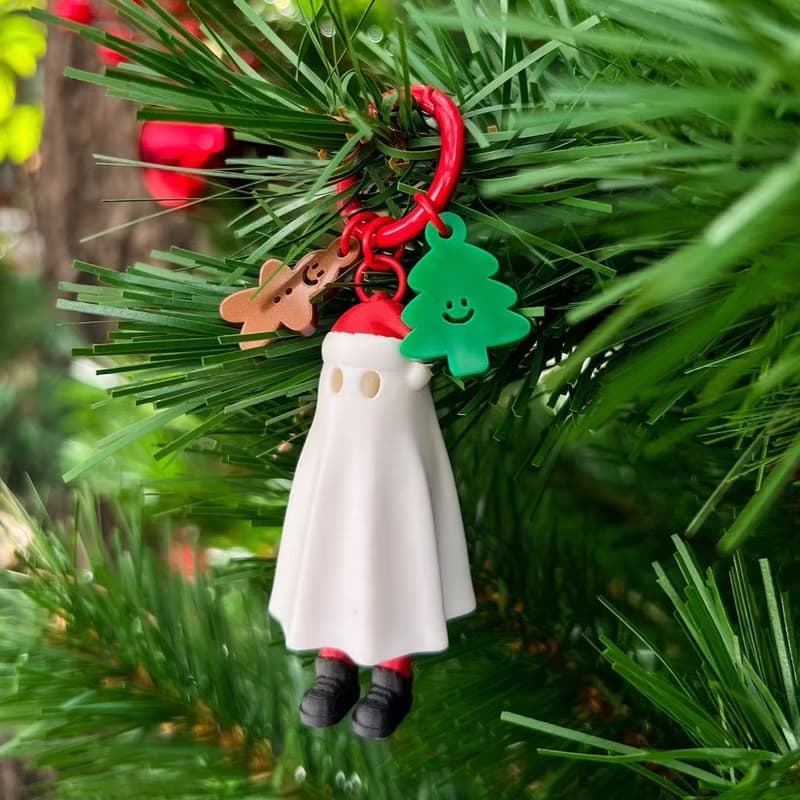 Zou X'mas Ghost - Ghost Keychain, Christmas Edition