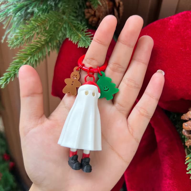 Zou X'mas Ghost - Ghost Keychain, Christmas Edition