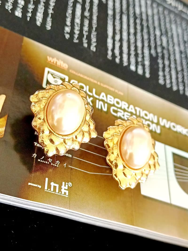 vintage jewelry  典雅華麗仿珠徽紋 夾式耳環