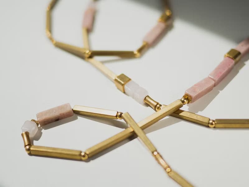 ARROGANT - 夏陽 * 玫瑰石 瑪瑙 東菱玉 礦石 黃銅 項鍊