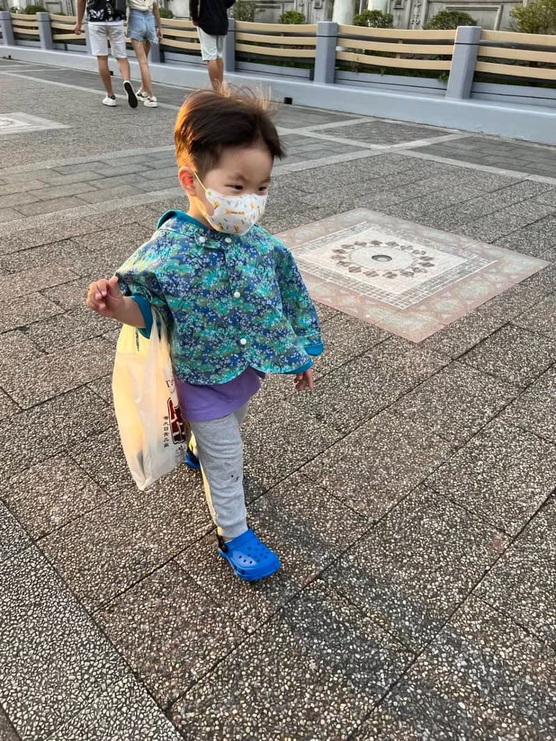 雨衣斗篷-訂製 和風16vs防潑水黃披風 嬰兒 禮盒 外套 風衣