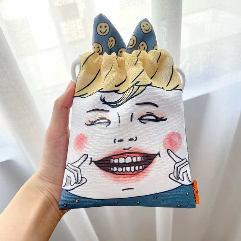 微笑蛋寶 Have a nice day 造型束口袋 收納包 防潑水