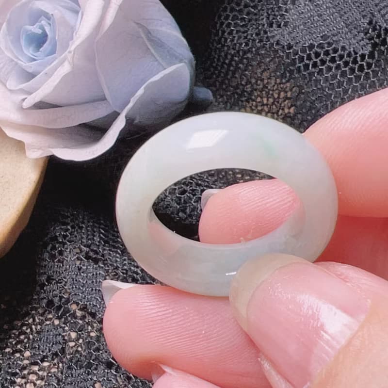 飄綠花翡翠戒指戒圈 | 國際12圍 | 天然緬甸玉翡翠A貨 | 送禮