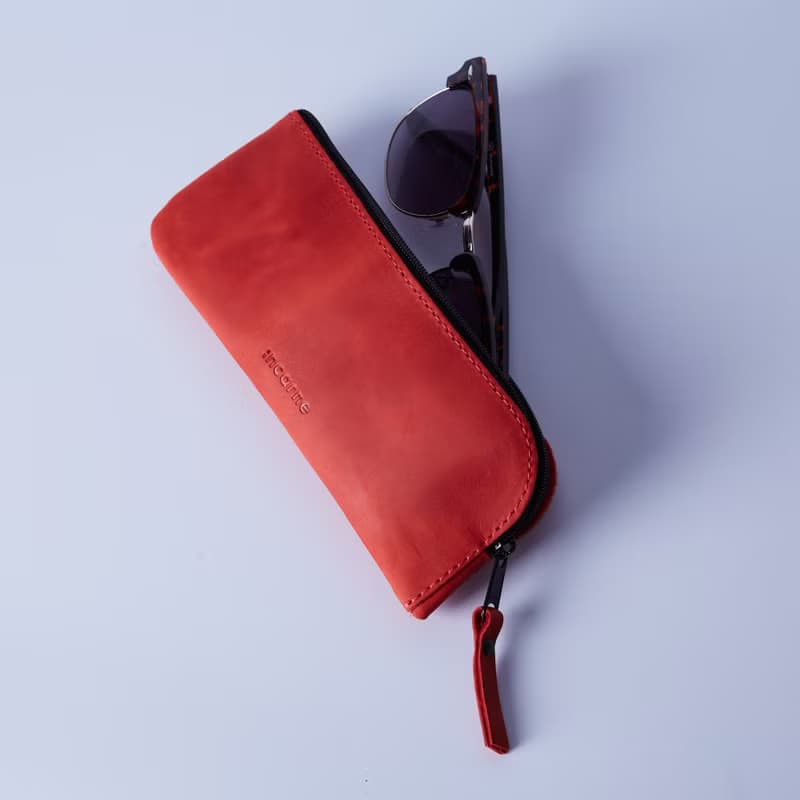 紅色真皮眼鏡盒 – 時尚皮革配件禮品