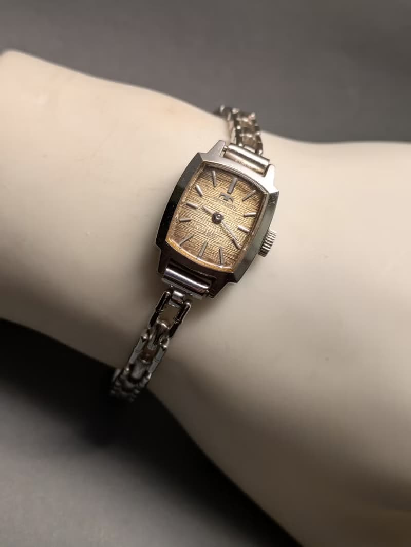 TECHNOS 女仕機械古董錶