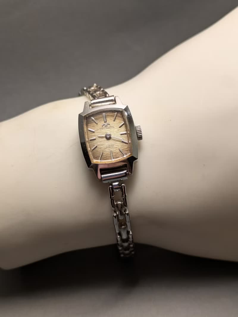 TECHNOS 女仕機械古董錶