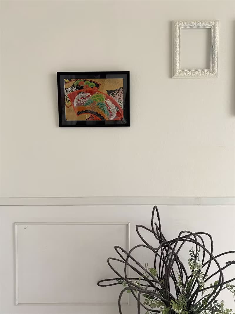 きものアート42　刺繍着物 和モダン 和風インテリア 花柄 プレゼント 結婚祝い 新築祝い 長寿祝い 縁起物