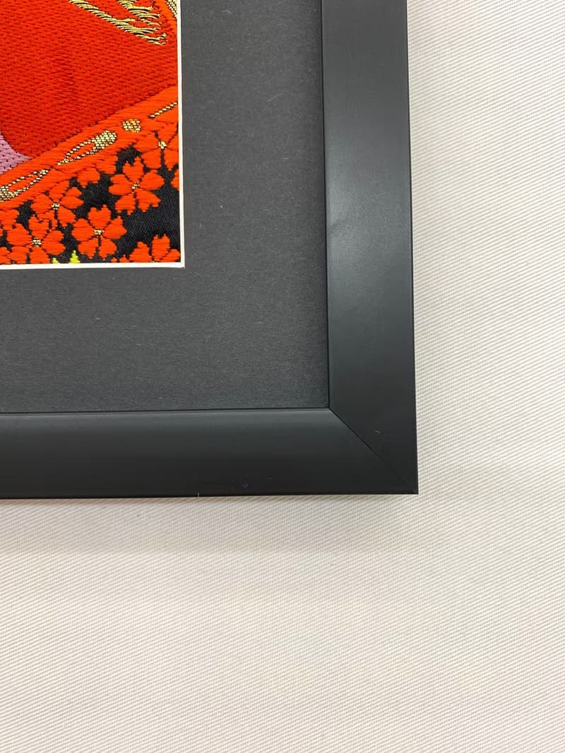 きものアート42　刺繍着物 和モダン 和風インテリア 花柄 プレゼント 結婚祝い 新築祝い 長寿祝い 縁起物