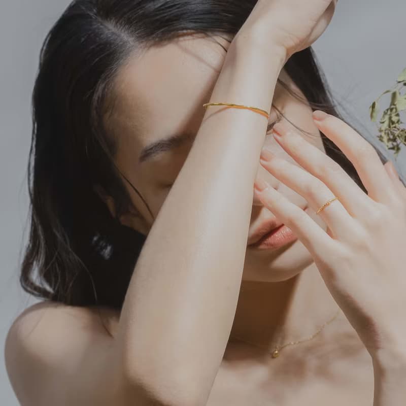 Whisper- Flowering season 星辰小鑽 兩色