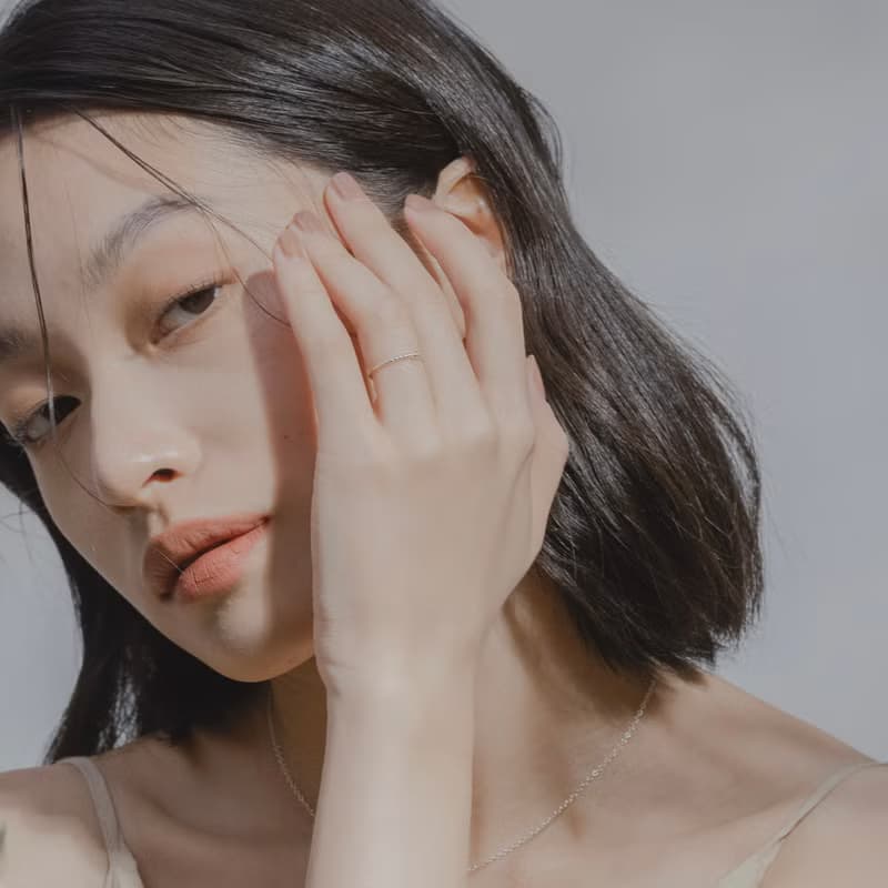 Whisper- Flowering season 星辰小鑽 兩色