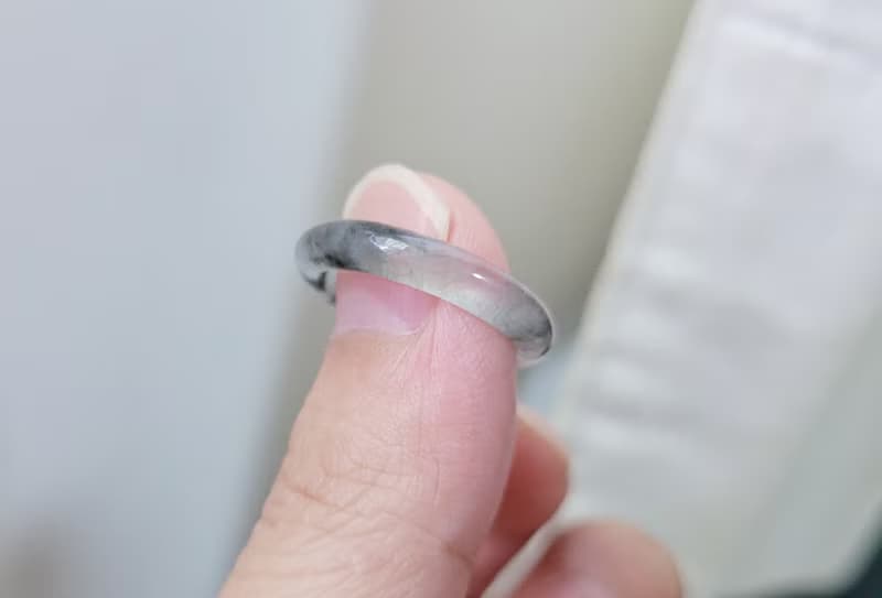 【親翠】天然翡翠 高冰全透烏雞放光種水美手指鐲10號戒圈