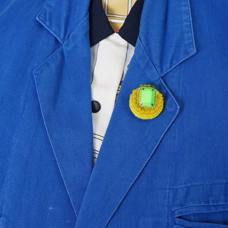 とても軽いおゃべりなブローチ4 ビーズ刺繍のブローチ　カラフル　グリーン