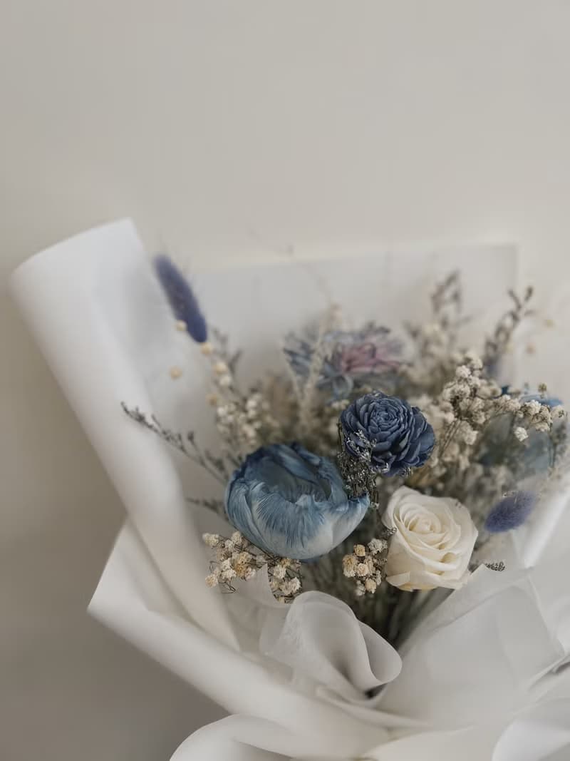 【永生玫瑰花花束】• 情人節/永生玫瑰花/永生玫瑰花花束/玫瑰花