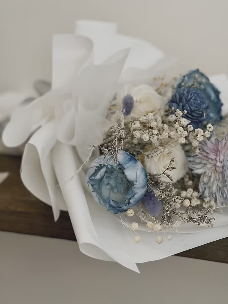 【永生玫瑰花花束】• 情人節/永生玫瑰花/永生玫瑰花花束/玫瑰花