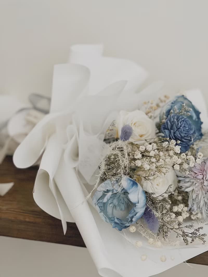 【永生玫瑰花花束】• 情人節/永生玫瑰花/永生玫瑰花花束/玫瑰花