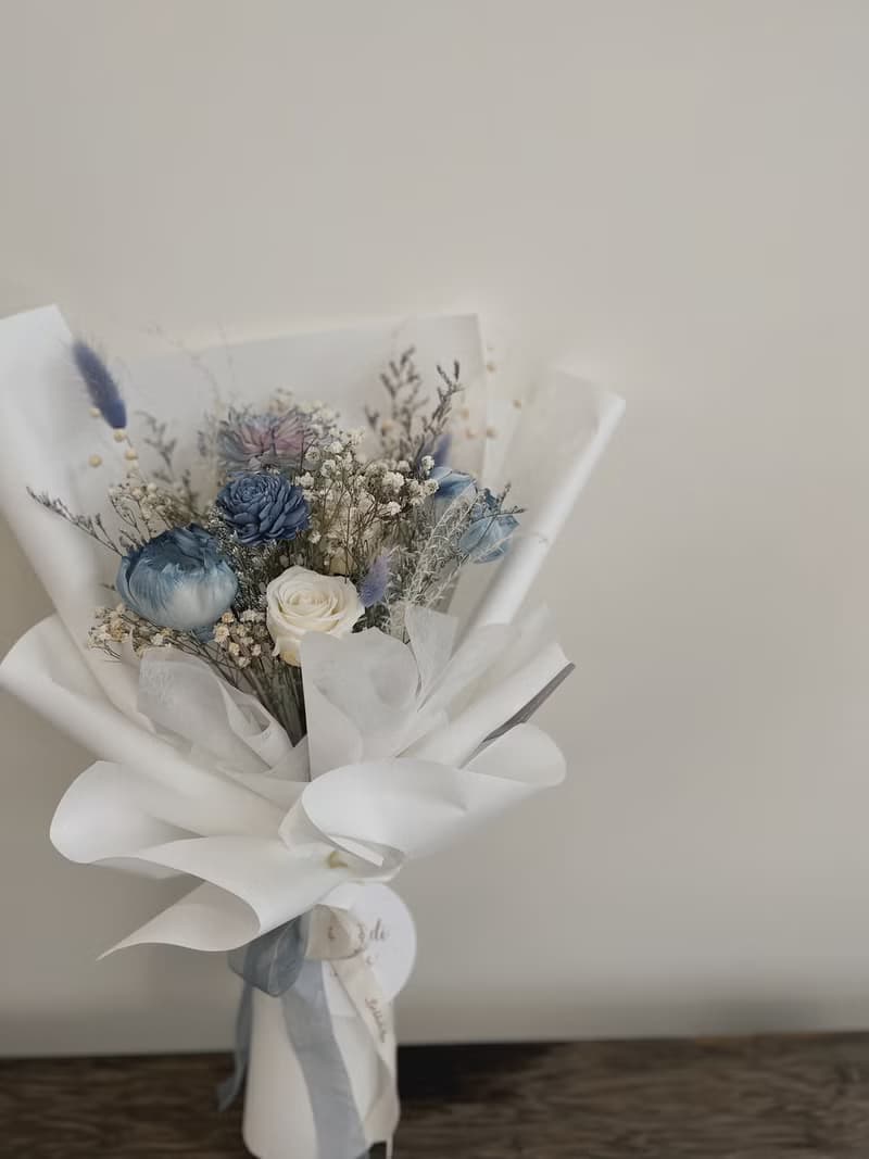 【永生玫瑰花花束】• 情人節/永生玫瑰花/永生玫瑰花花束/玫瑰花