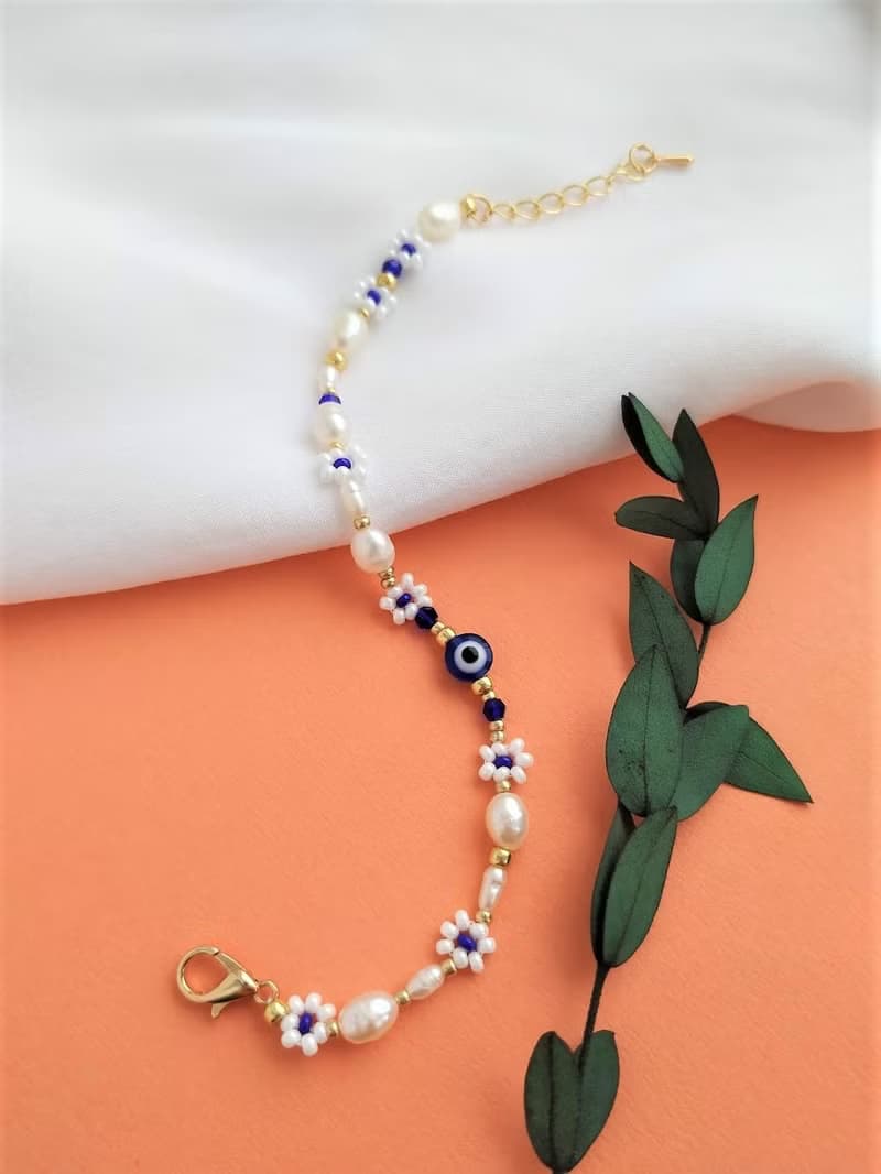 Evil eye bracelet. Blue pearl evil bracelet. Pearl evil eye. Protection bracelet