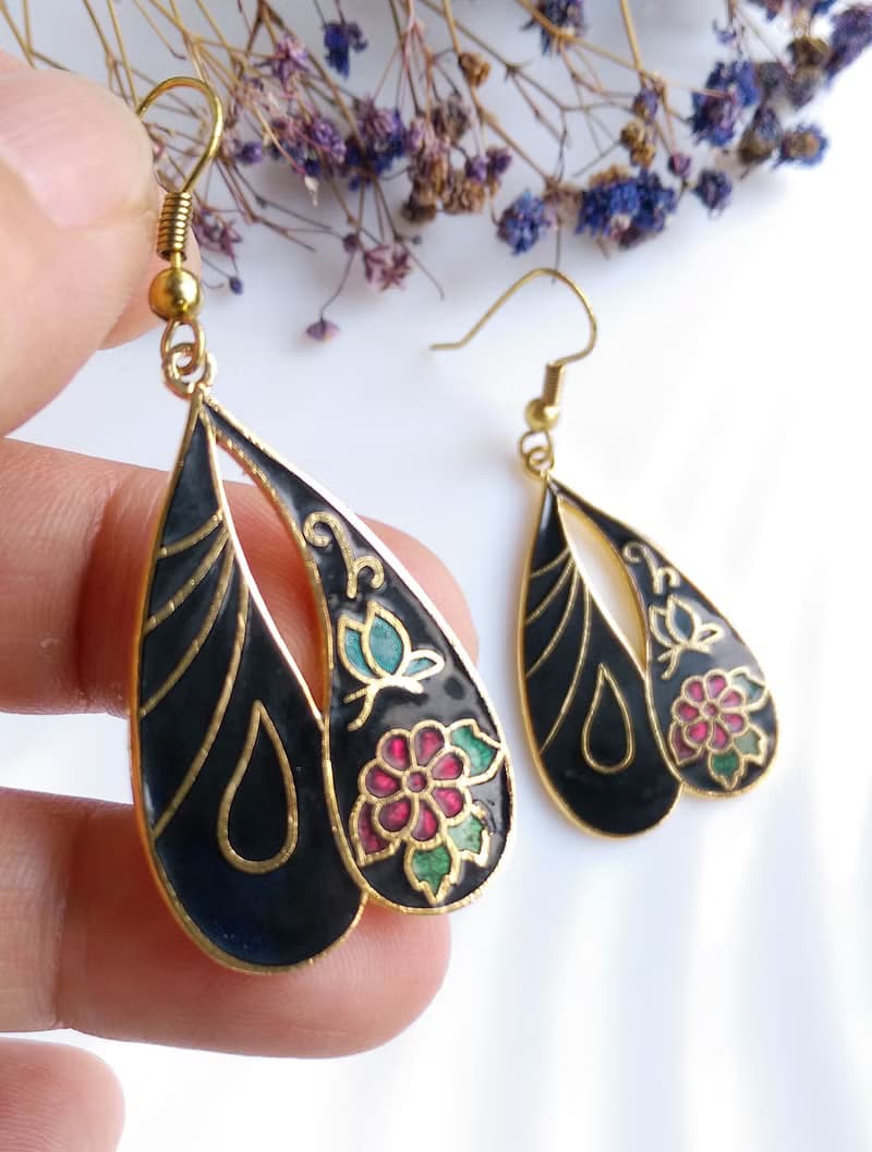 Vintage Jewelry 西洋古董飾品 小蝴蝶花卉 景泰藍 耳勾 針式耳環
