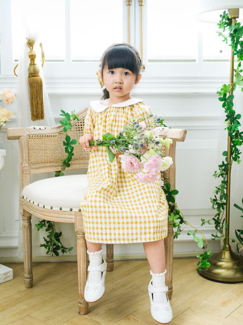 Sophie法式經典小圓領黃格紋洋裝