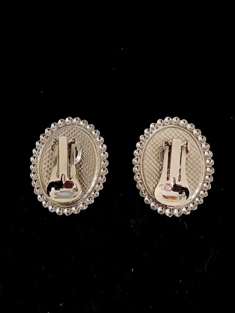 vintage jewelry  貴氣蛋型仿珠 夾式耳環
