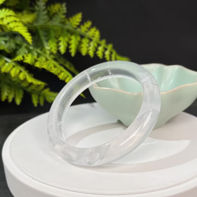 冰透白水晶手鐲 59MM 彩虹閃片白色水晶手環 精神靈性 激發潛能