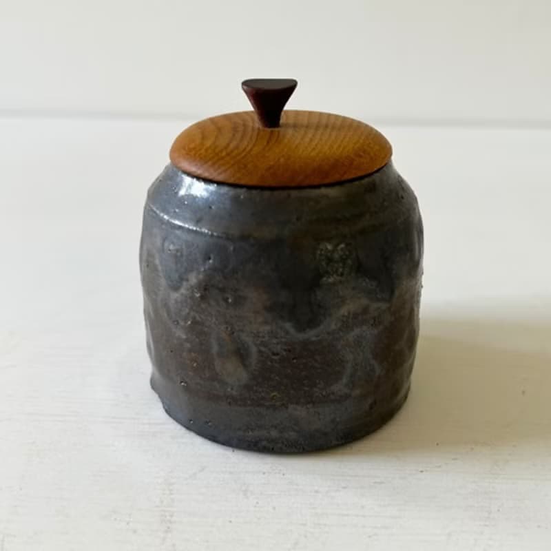 小壺・黒
