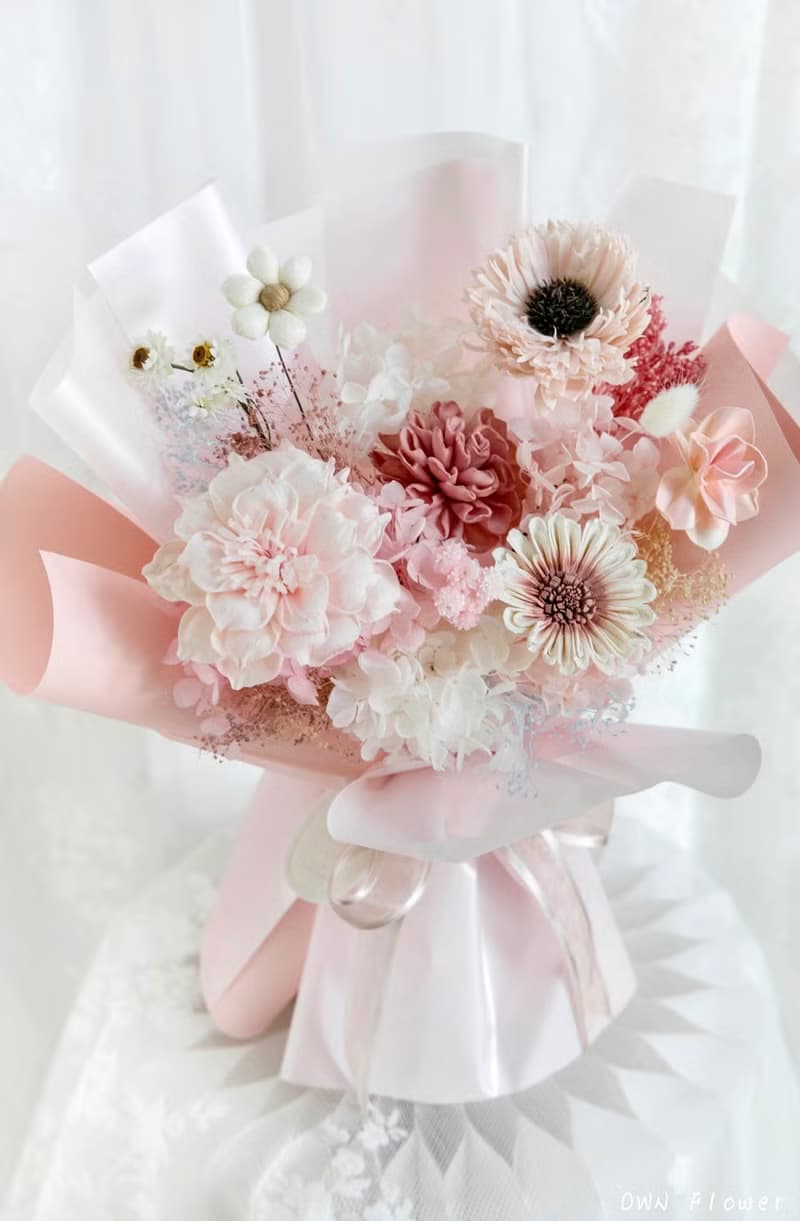 索拉花束/永生花束/乾燥花束/畢業花束/生日花束/情人節花束/女友