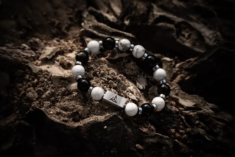 【陰陽】 |  金曜石 | 白松石 | 水晶手鍊