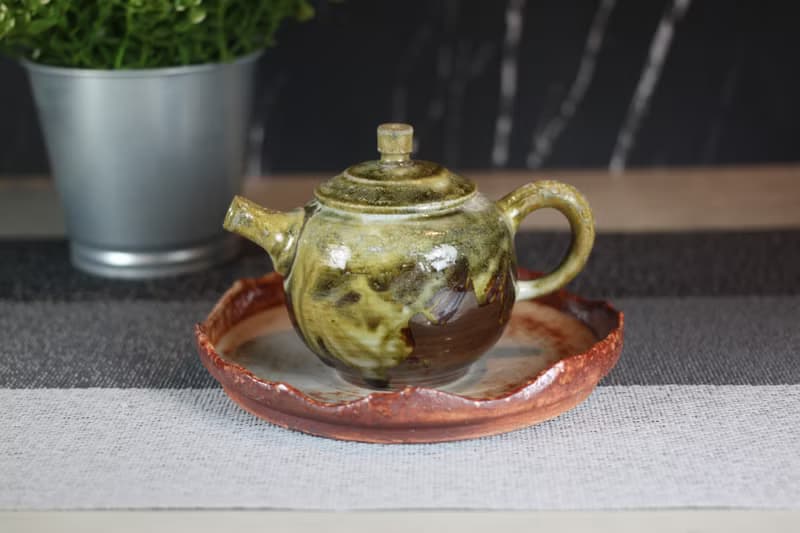 【送禮好物】200ml 上釉柴燒 手拉坯茶壺 鶯歌名家葉敏祥作品