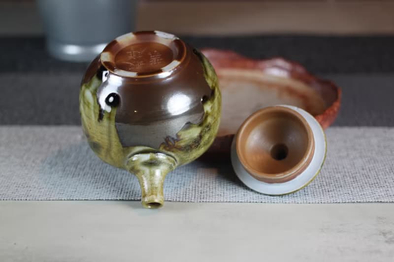 【送禮好物】200ml 上釉柴燒 手拉坯茶壺 鶯歌名家葉敏祥作品