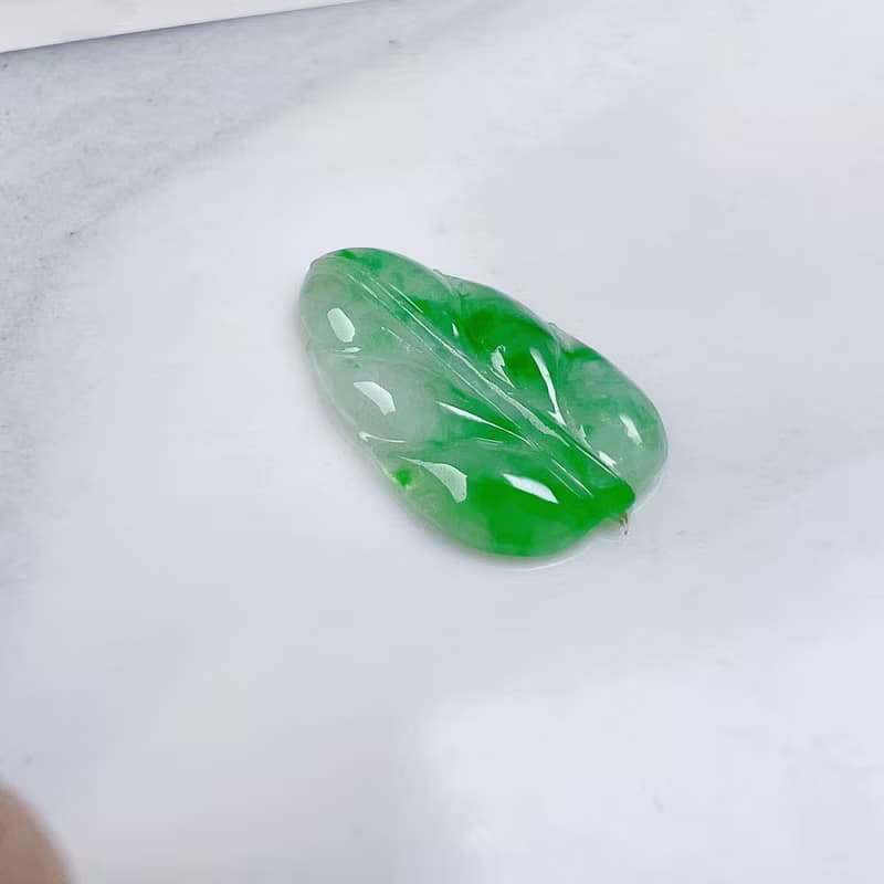 【一葉致富】冰飄陽綠翡翠葉子 | 天然緬甸玉A貨翡翠 | 送禮