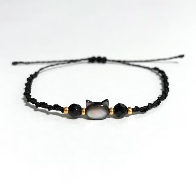 Black Cat mother-of-pearl, Onyx macrame knot bracelet