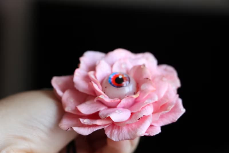 Creepy jewelry Wild pink flower pendant Goth style