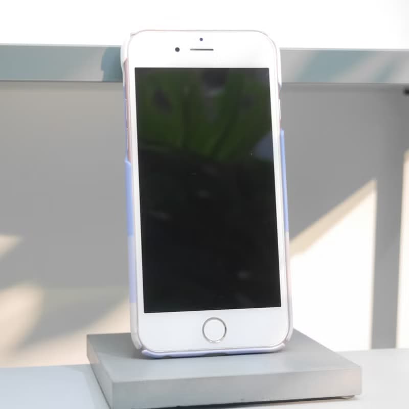 玫瑰石英粉紅與寧靜粉藍 | 撞色拼接 SOFIA MagSafe 防摔手機殼