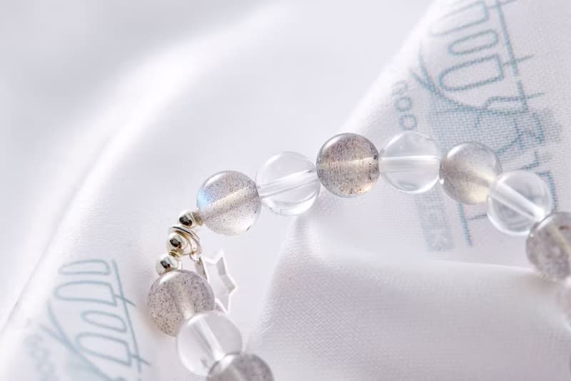 月夜越美晶石手鍊(含開光)月光石、白水晶、提升魅力、淨化磁場