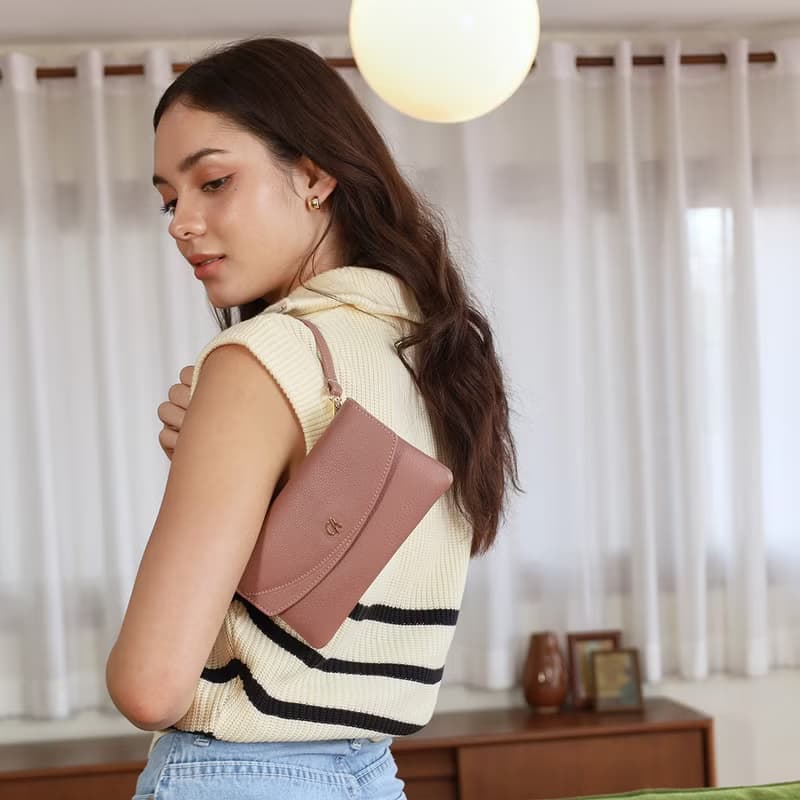 Millie (Tea rose) : Long wallet, Cow leather, Clutch, Crossbody bag, Nude pink