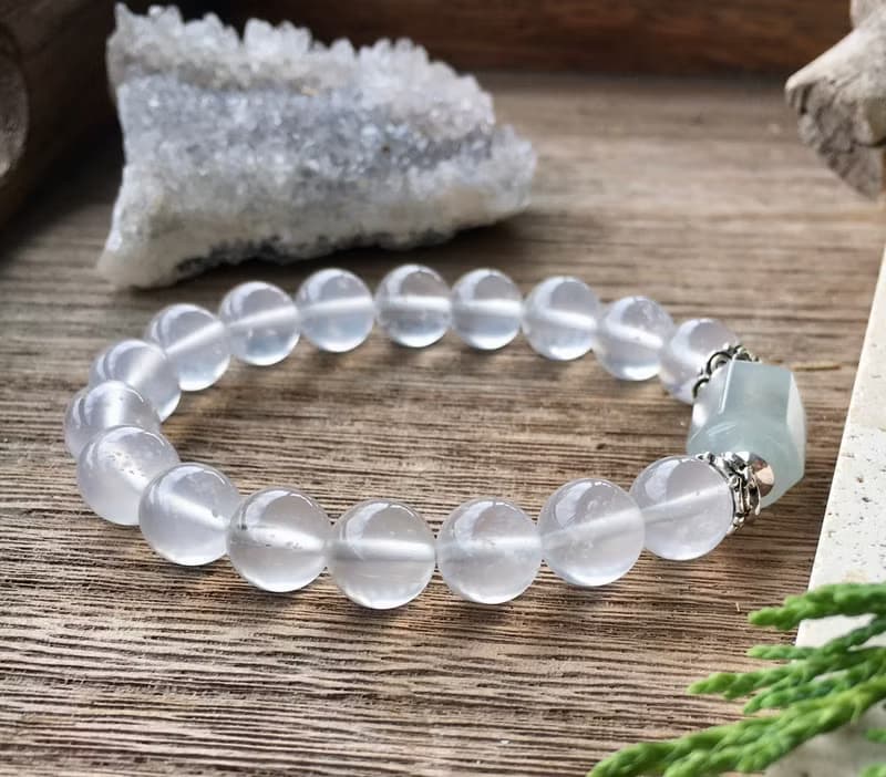 9.5 mm水沫玉翡翠手鍊