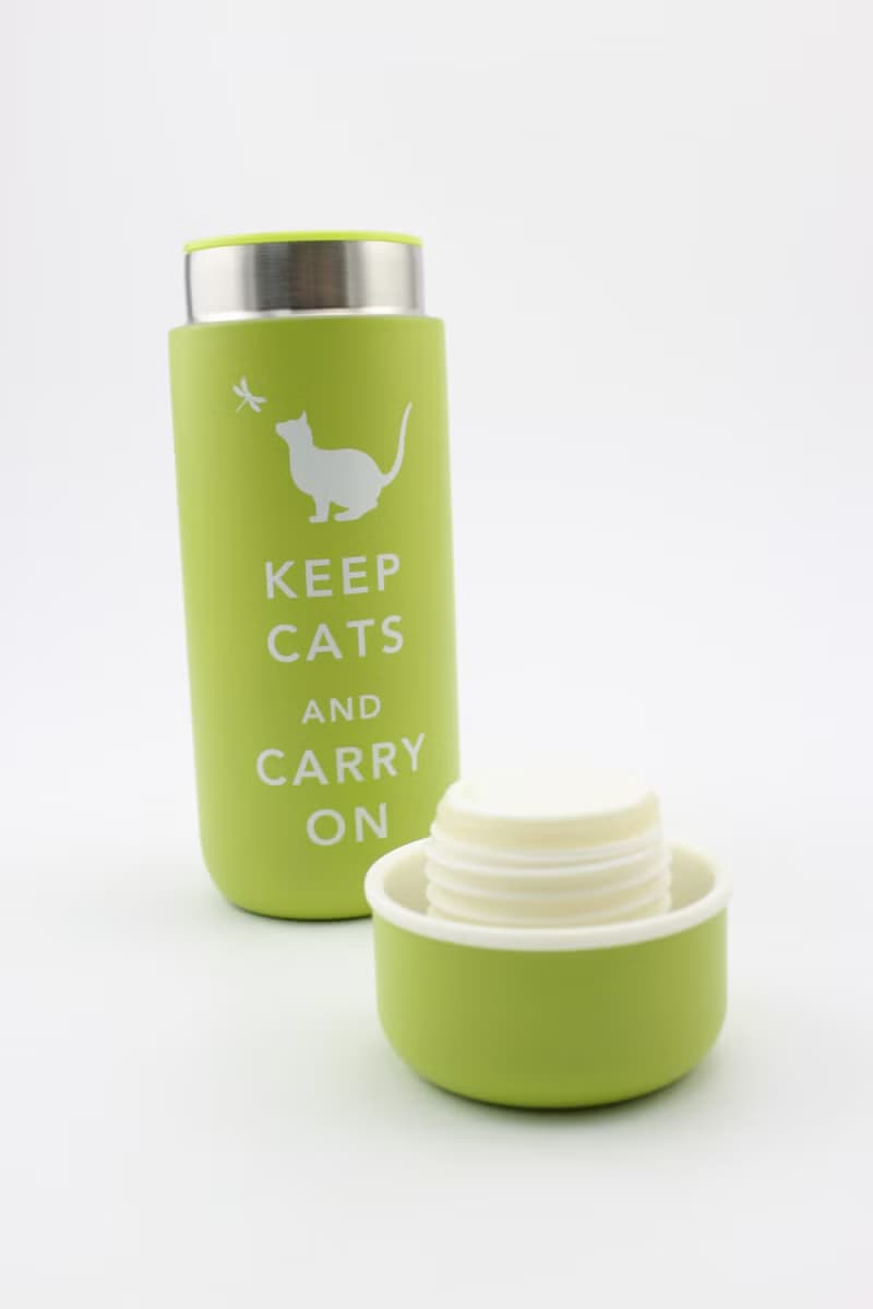 "Keep Cats & Carry On" 旅行保溫杯- 深藍