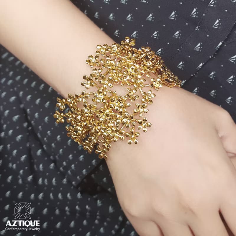 Flower  Bracelet, Summer Floral adjustable Bracelet